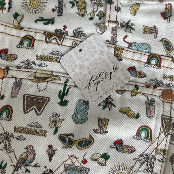 Free People Wrangler Donna Denim Shorts - Picture 10 of 10
